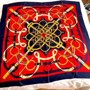 Hermes’ Scarf - Classic addition to your winter wardrobe!